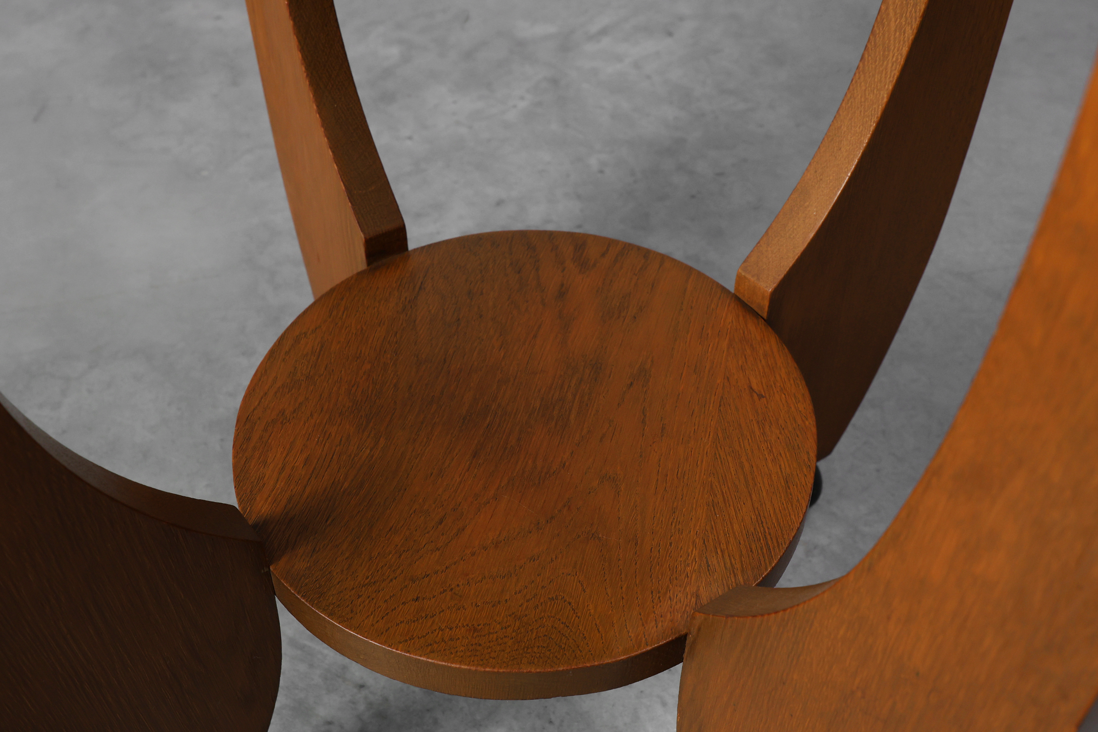 Amsterdamse School Oak round Side Table, The Netherlands, ca. 1920thumbnail